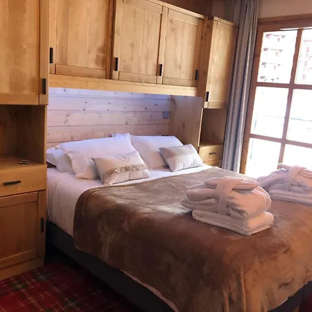 Apartment T3 Arc 1950 Skis Aux Pieds Sauna, Hammam, Jacuzzi